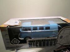 1 : 18 VW Volkswagen Bus Microbus 1962 hellblau Greenlight  limited 1 of 300 !!!
