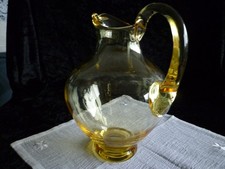 Alter Glaskrug Kanne