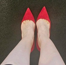 Manolo Blahnik Pumps Red Suede