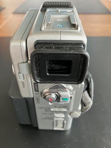 Sony digital handycam dcr - sony,