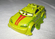 Modellauto Disney / Pixar Cars Tokyo Mater Toons Komodo Metall