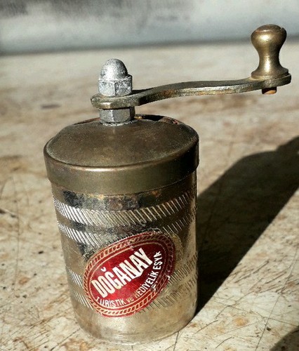 Vintage doğanay gewürzmühle - vintage,