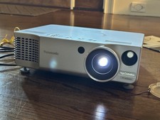 Panasonic PT-AE900U LCD