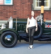 MRS EMMA PEEL OO GAUGE FIGUR