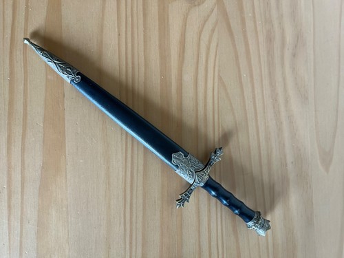 Vintage medieval dagger - vintage, letter