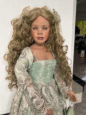 Künstlerpuppe Gillian Porzellan Sammlerpuppe Von Pauline van Wees Queens Gallery