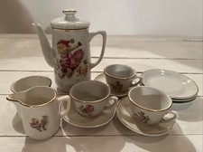 Kinder Tee Geschirr Porzellan,  Kindergeschirr, 4Tassen, 1 Kanne, 2Teller, usw.