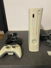 Xbox 360 mit 2 controller und