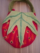 Filz Umhängetasche Erdbeere