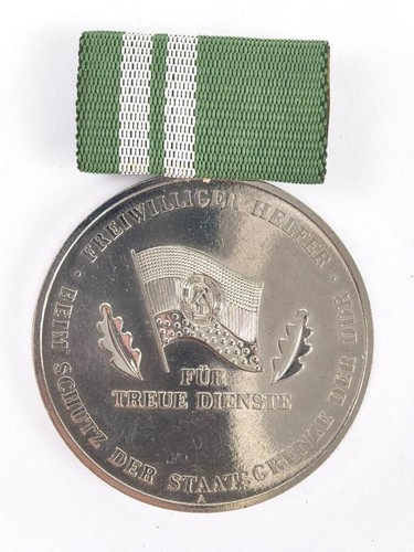 Ddr medaille für treue - medaille,