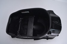 Staufach unter dem Sitz SUZUKI BURGMAN 650 2013-2018