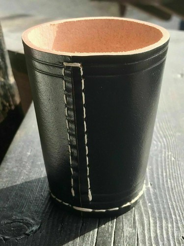 Würfelunterlagen aus leder - aus,