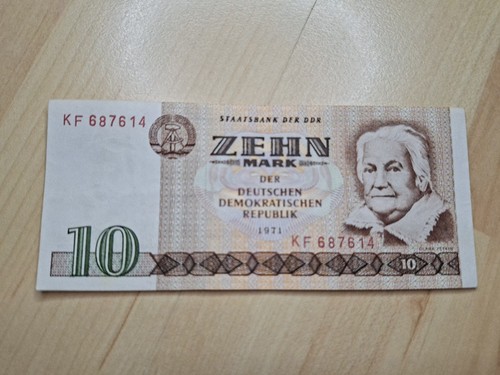 Ddr 1971 mark banknote - 10,