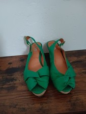 Buffalo Girl Keil Pumps  Grün Gr. 40 Kork