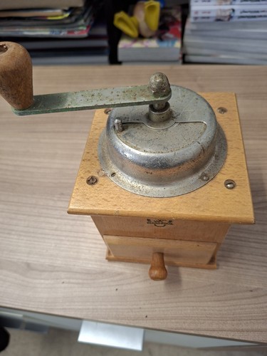 Alte kaffeemühle holz - alte,