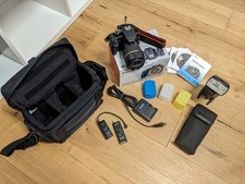 Kamera mit Zubehörpaket Canon eos 1000D, Speedlite 580EX II, Tamron 18-200, uvm.