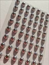 56 Selbstklebende 10mm Halbperlen Acryl Perle Basteln Deko Silber Metallic