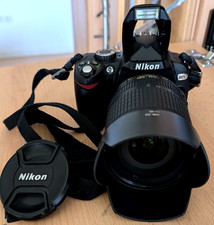 Nikon D60 (Noch mit CCD Sensor) mit Nikkor 18-105. Guter Zustand. Klein/Kompakt.