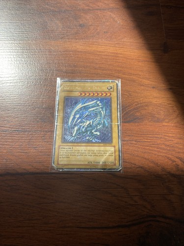 Blue eyes white - yu-gi-oh, "blue