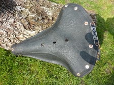 Brooks B66