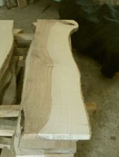 Olivesche Holz Esche Bohlen