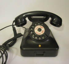 Altes Telefon Siemens & Halske W36 Vorkriegsmodell, mit TAE Stecker