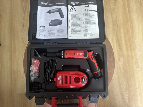 Milwaukee kompakt - milwaukee, m4