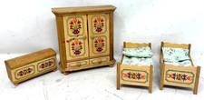 Puppenstube Schlafzimmer Puppenmöbel Truhe Schrank Bett Holz Konvolut DDR  /P872