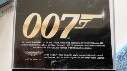 James bond 007 auto - bond,