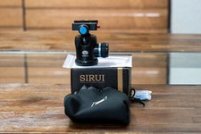 Black SIRUI Aluminium Tripod