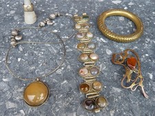 Erbnachlass: Konvolut von 5 sehr schönen alten Schmuckstücken