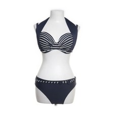 Wiki, Bikini, Größe: 75E