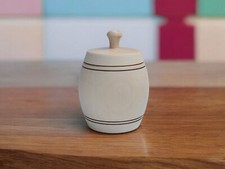 Holzdose mit Deckel -