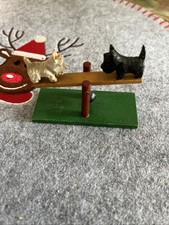 Scoti Hunde Wippe Holz Guter