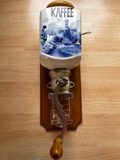 Alte manuelle Kaffeemühle