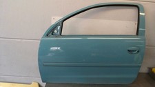 Opel Corsa 1.2 16V C TÜR Vorn  L Bj 2005 Farbe Blau