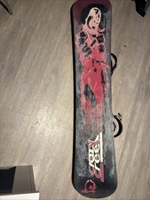 Snowboard mit Flowbindung