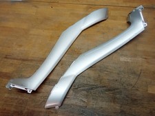 Fußraum Tunnel Verkleidungen Set Silber Original für Piaggio Mp3 125-500ccm LT