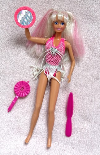 Barbie sindy somersaulting - barbie,