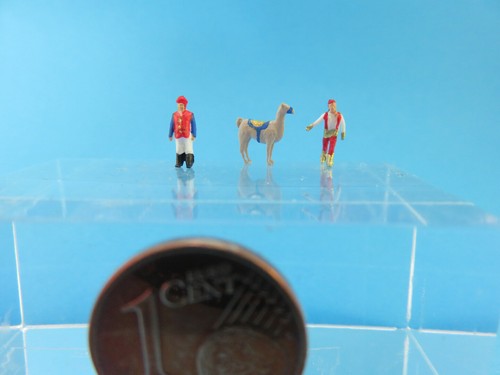 Artisten mit lama figuren - artisten,