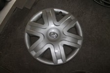 1 x TOYOTA 9707M PZ443-E8660-00 16 ZOLL RADKAPPE, KAPPE