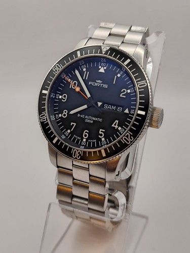 Fortis automatic day - b-42,