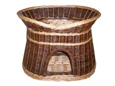 Zweistöckiges Katzen- oder Hundebett mit Liegeplatz und Höhle aus Weide 