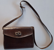 Tasche Leder Metall Innenraum