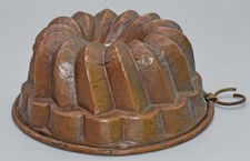 Dekorative Gugelhupf Backform Kupfer/Metall 1930er mit Aufhängering D18cm