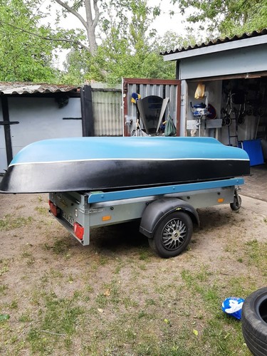 Angelboot mit motor - mit,