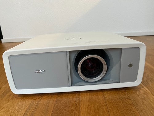 Sanyo plv z700 beamer - z700, hd