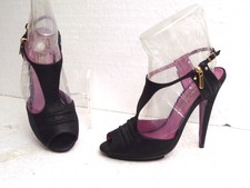 Sandalette, Riemchenpumps
