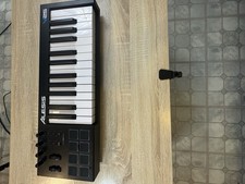 Alesis V25 25-Key MIDI
