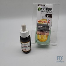 Garnier Vitamin C Nachtserum gegen dunkle Flecken, Für jede Haut, Gesichtsserum 